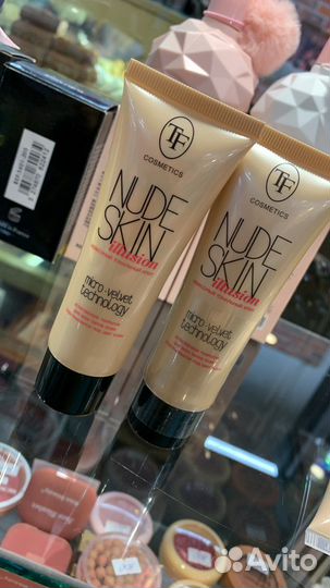 Тональный крем новый