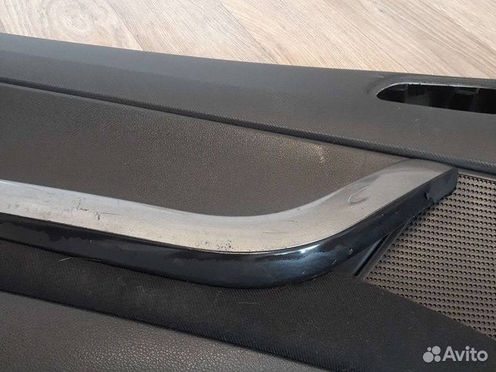 Обшивка двери передняя левая Peugeot 308 2007-2014