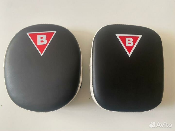 Лапы для бокса Bax в идеальном состоянии