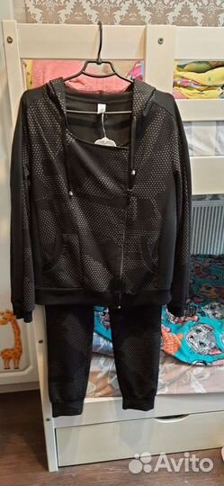 Спортивный костюм женский 48-50 размер