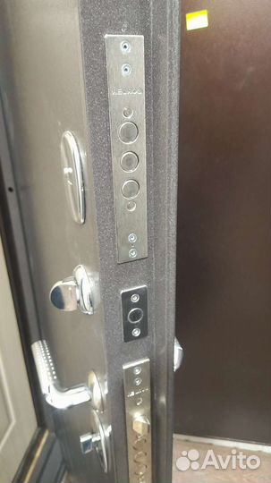 Дверь входная теплая в дом