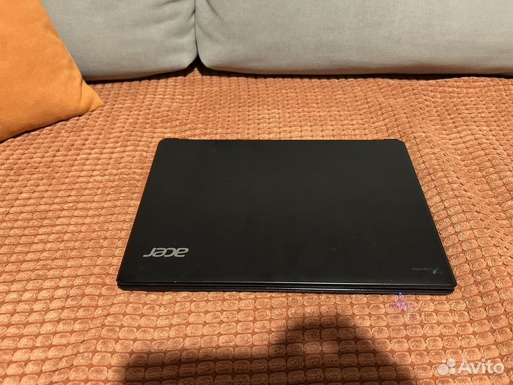 Нетбук Acer TravelMate B113