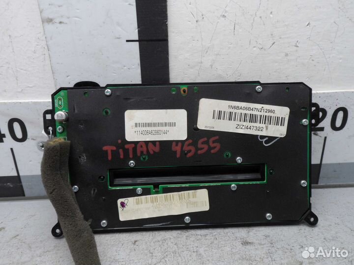 Панель управления магнитолой Nissan Titan 1 A60