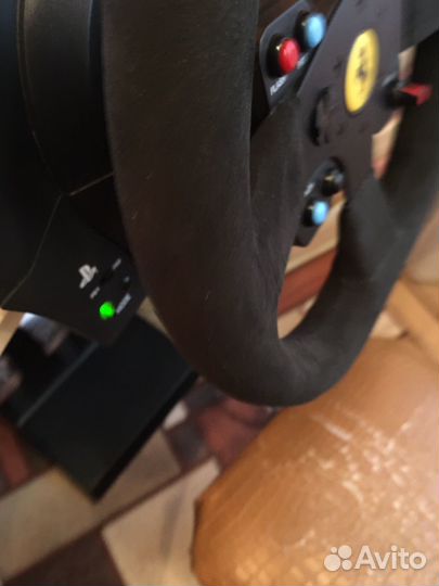 Thrustmaster t300 alcantara edition