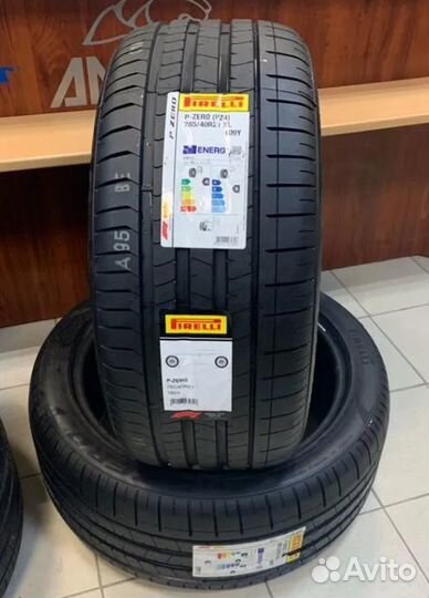 Pirelli P Zero Sports CAR 315/30 R23 111