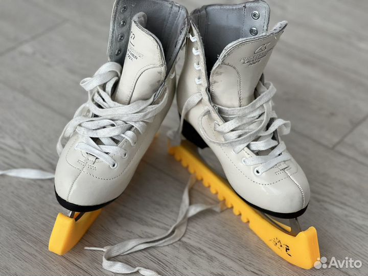 Коньки фигурные