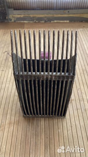 Совок для сбора ягод