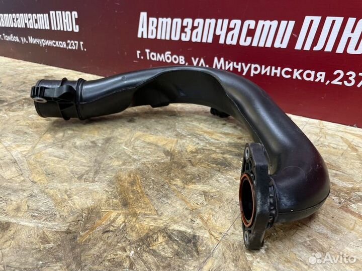 Патрубок интеркулера Renault Duster