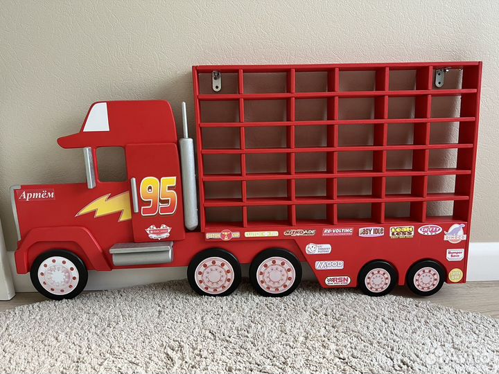 Полка для машинок Мак