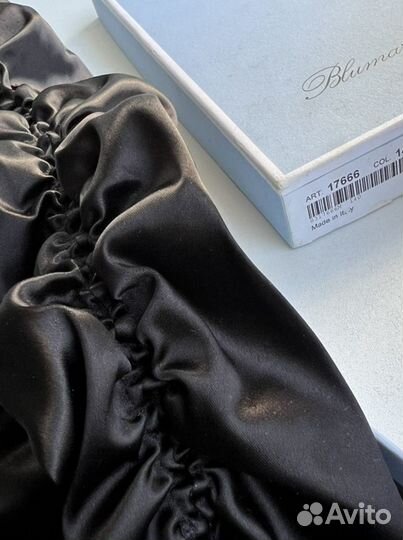 Перчатки Blumarine черные атласные