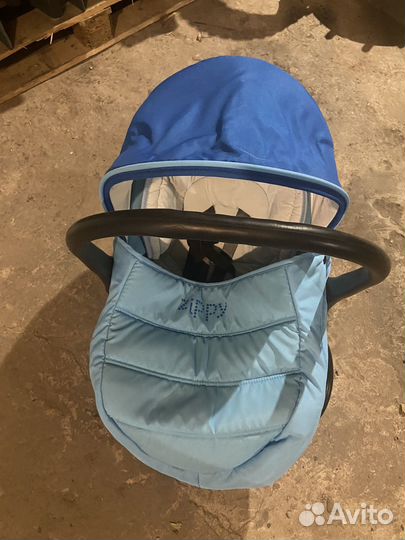 Коляска zippy 3 в 1