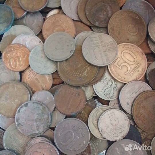 Продам старые монеты