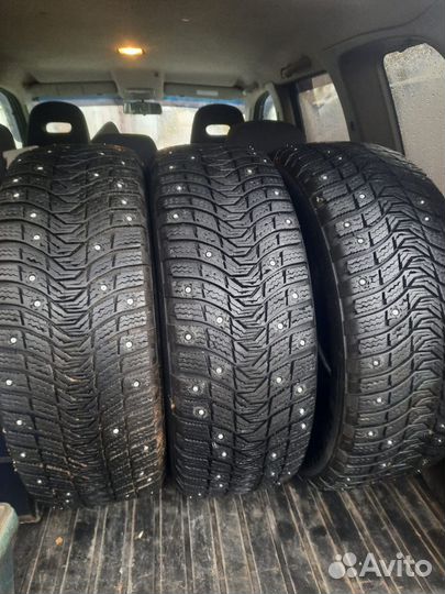 Michelin X-Ice North 3 205/55 R16