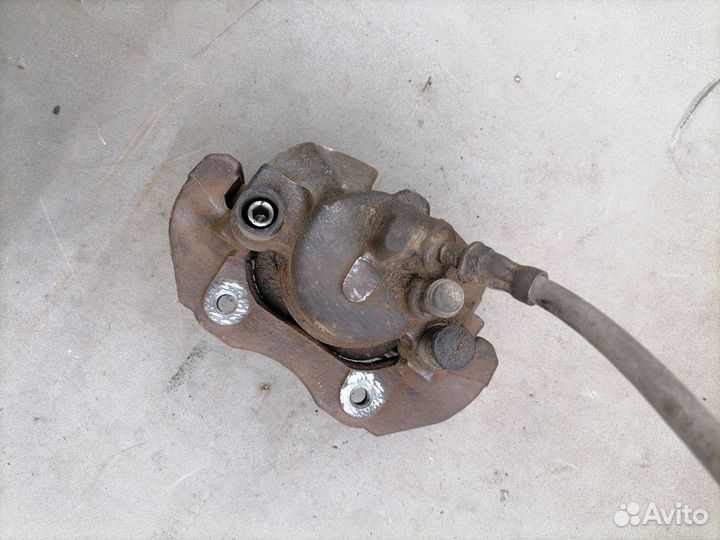 Суппорт тормозной передний правый для Ford Focus 2