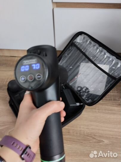 Перкуссионный массажер futuronica