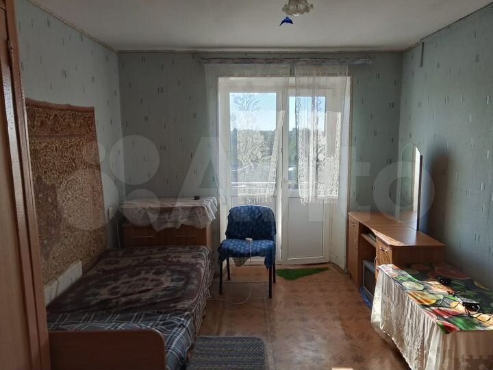 Комната 13 м² в 4-к., 5/5 эт.