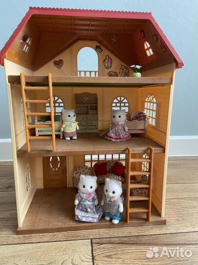 Набор Sylvanian Families Трехэтажный дом
