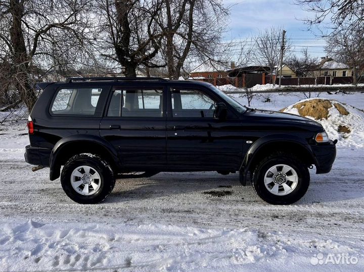 Mitsubishi Pajero Sport 3.0 МТ, 2007, 175 280 км