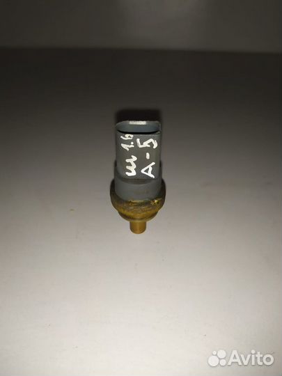 Датчик температуры Skoda Octavia А5 2012