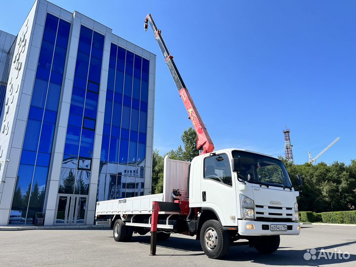 Isuzu Elf с КМУ, 2012