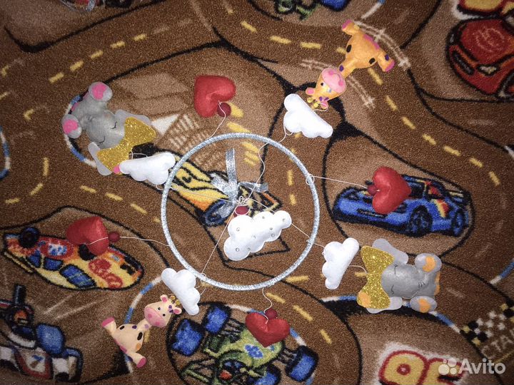 Мобиль детская в кроватку