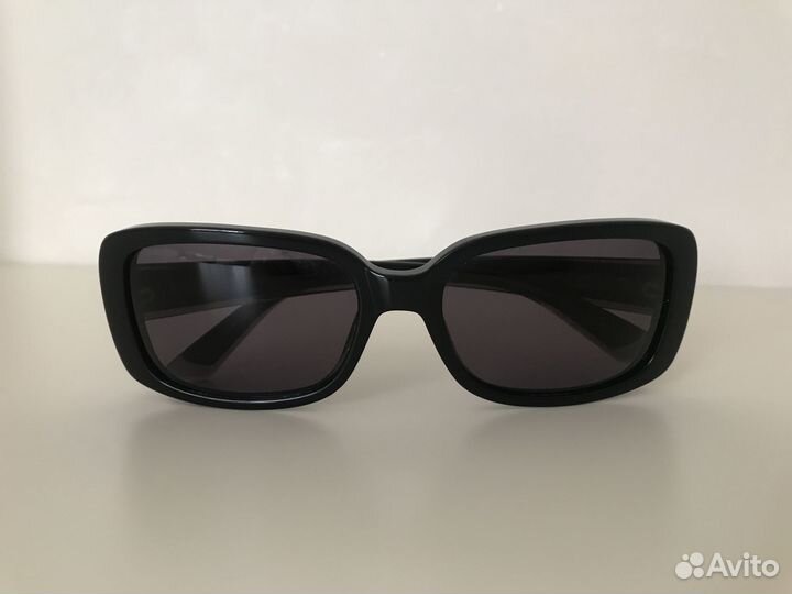 Солнечные очки Emporio Armani