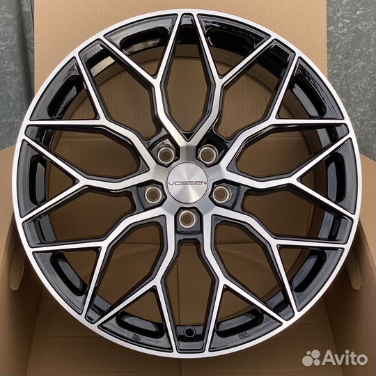 Диски Vossen HF2 R18 5x114.3 BP