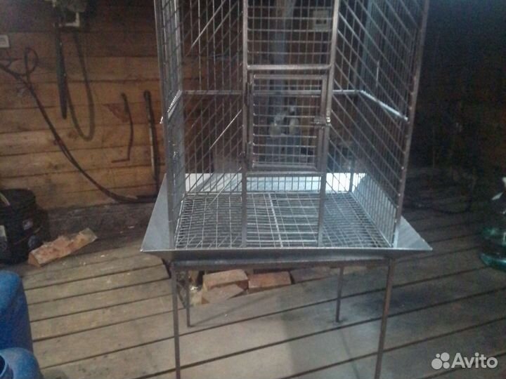 Большая клетка для попугаев