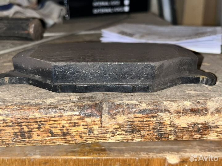 Диски тормозные Brembo на Volkswagen Polo