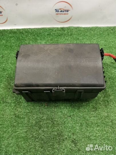 Блок предохранителей Chevrolet Cruz седан 1.6