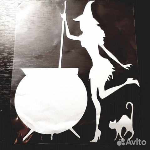 Наклейка на авто