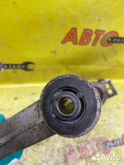 Рычаг подвески передний левый Opel Vectra C Z18XE