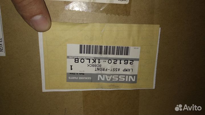 Фара передняя правая Ниссан Жук