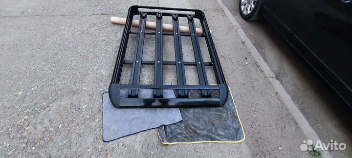 Багажник на крышу алюминевый чёрного цвета