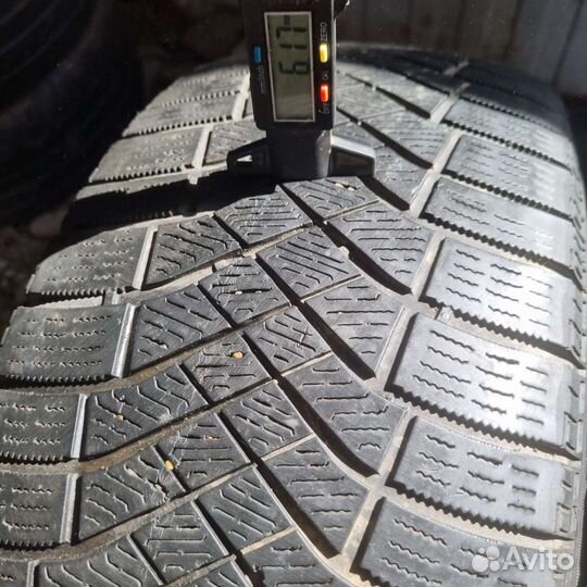 Pirelli Ice Zero FR 235/65 R17 108H