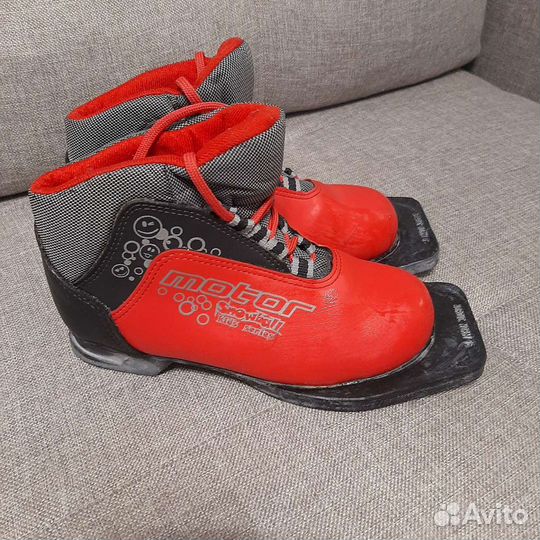 Лыжные ботинки 32 размера