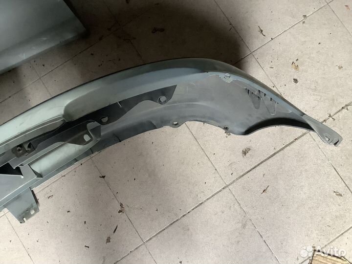 Бампер передний Nissan March 11