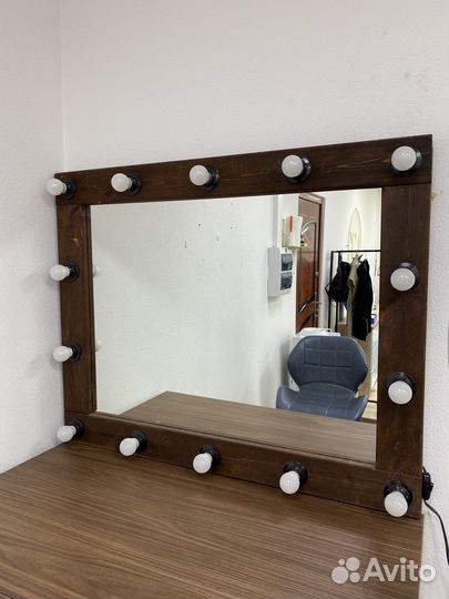 Гримерное зеркало