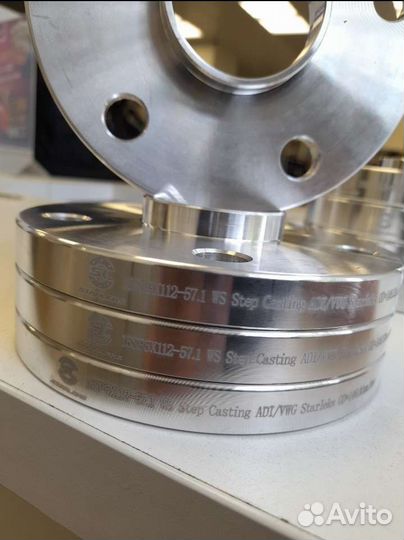 5х112 ступица 57.1 15мм 4шт с болтами