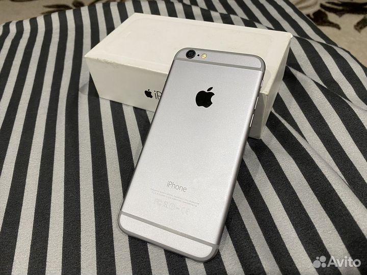 Телефон iPhone 6