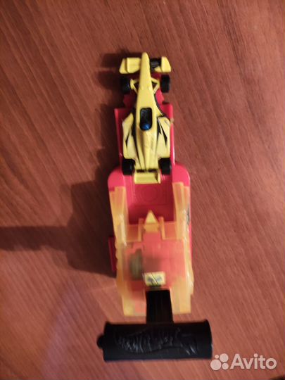 Заводная машинка