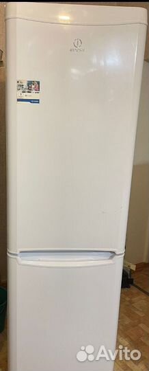 Холодильник Indesit высота 2 метра