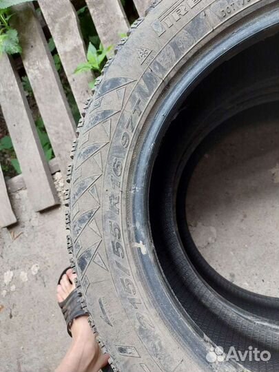 Pirelli Winter Carving 215/55 R16 97T