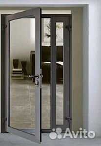 Дверь алюминиевая