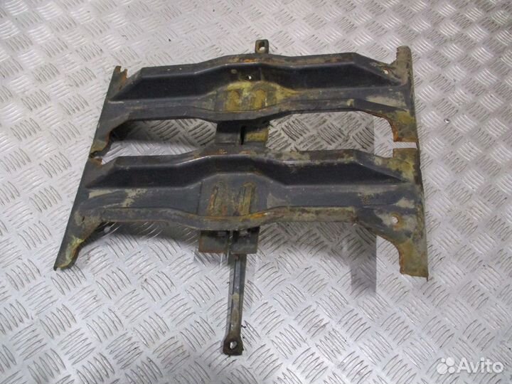 Прижимная планка аккумулятора Scania 1386862