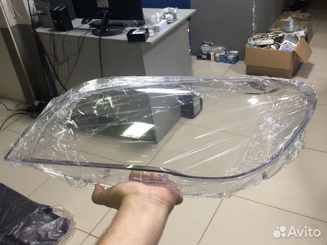 Стекло фары F01 - F02 (левое/правое)