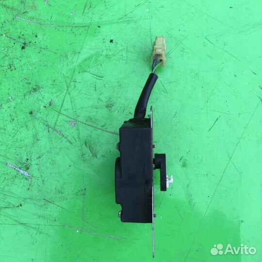 Моторчик заслонки отопителя Киа Спектра