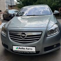 Opel Insignia 2.0 AT, 2012, 195 000 км, с пробегом, цена 800 000 руб.