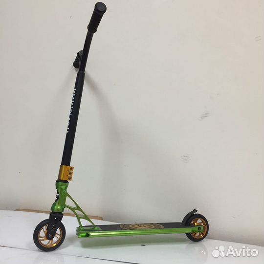 Трюковой самокат HIC система