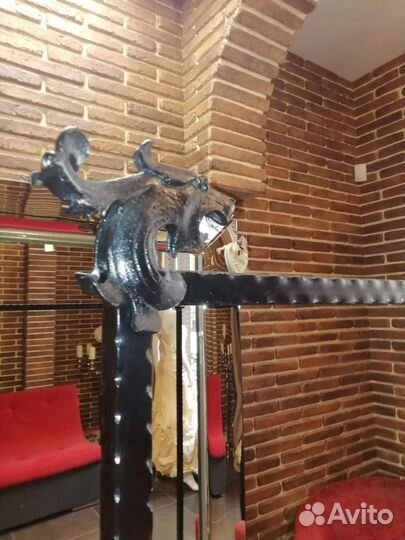 Вешалка для одежды напольная